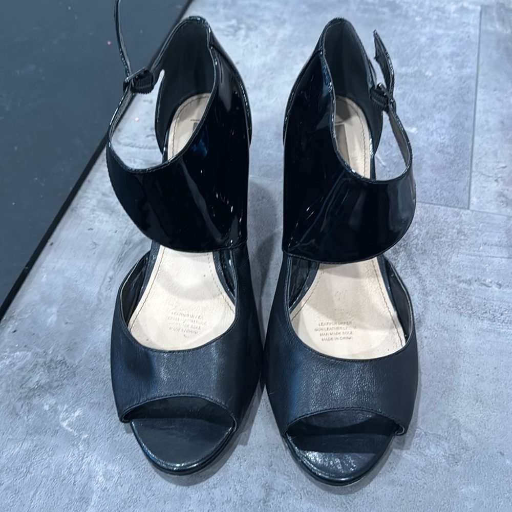 Diana Ferrari wedge heels size 10 leather